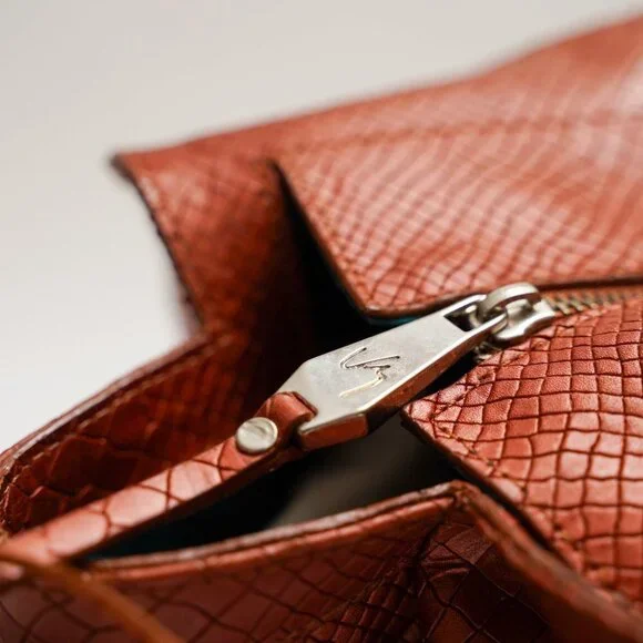 NWOT VELEZ Metallic Orange Leather Shoulder Bag - Picture 5 of 12